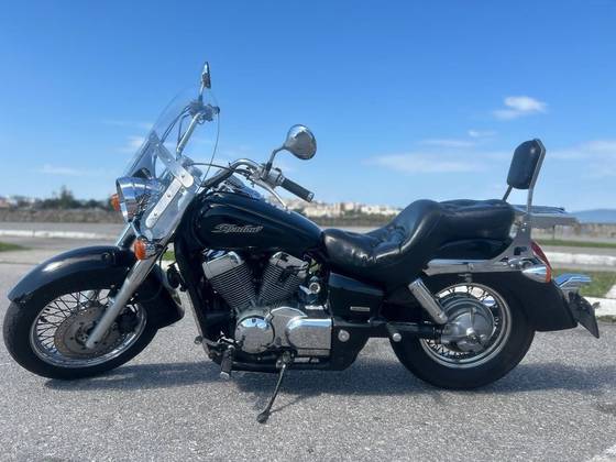 HONDA SHADOW 750 